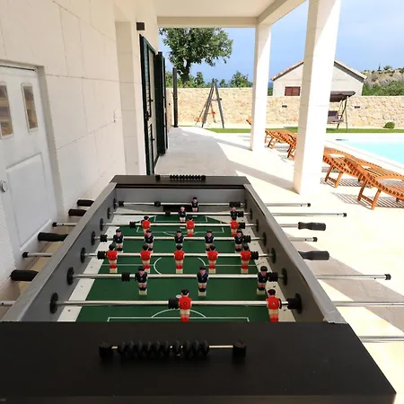 Villa Vallis With Pool Kruševo