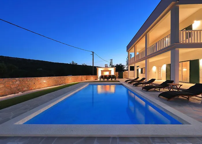 Villa Vallis With Pool Kruševo