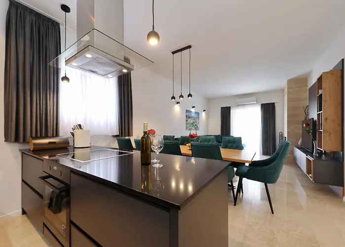 Vallis With Pool Villa